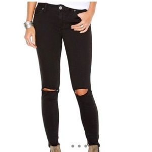 black ripped skinny jeans
